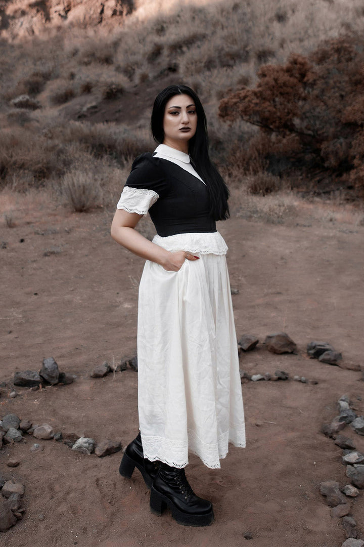 peter pan collar ruffled dress