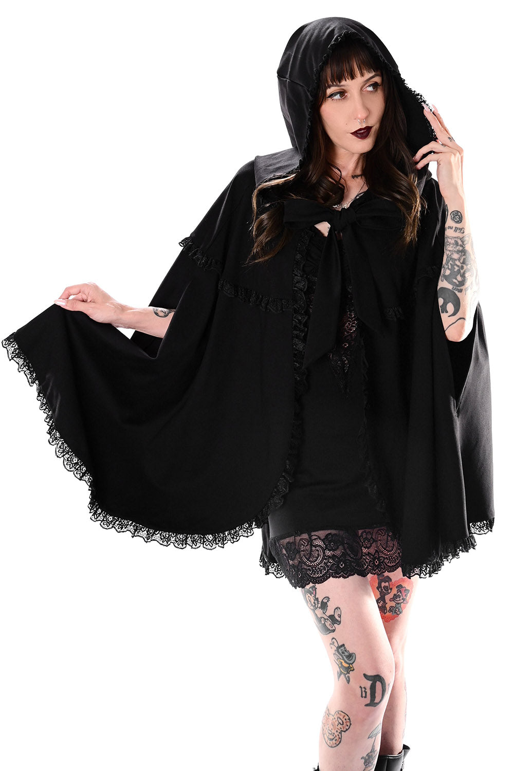 Kiki Lace Trim Cape [No Restocks]