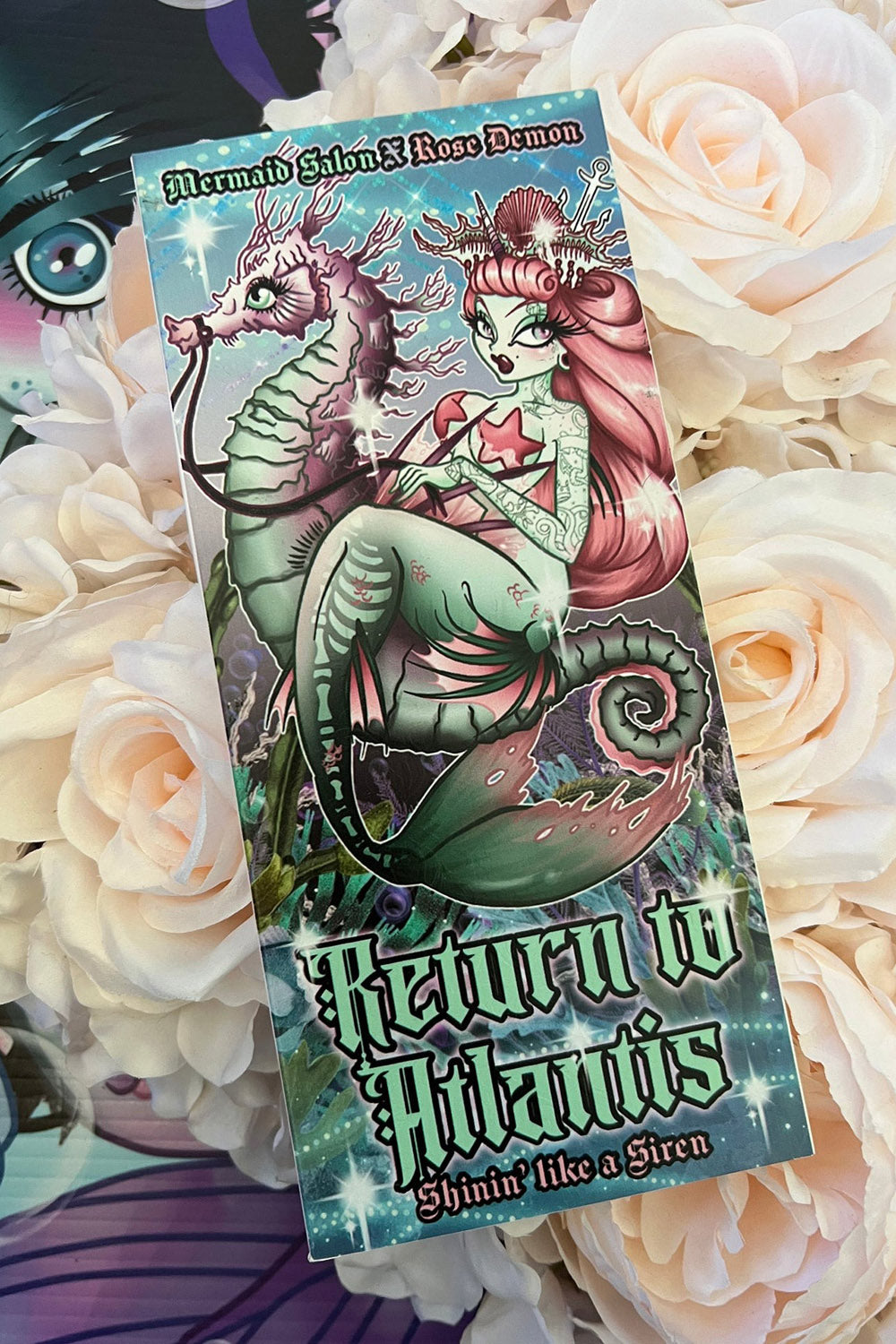 mermaidcore eye glitter