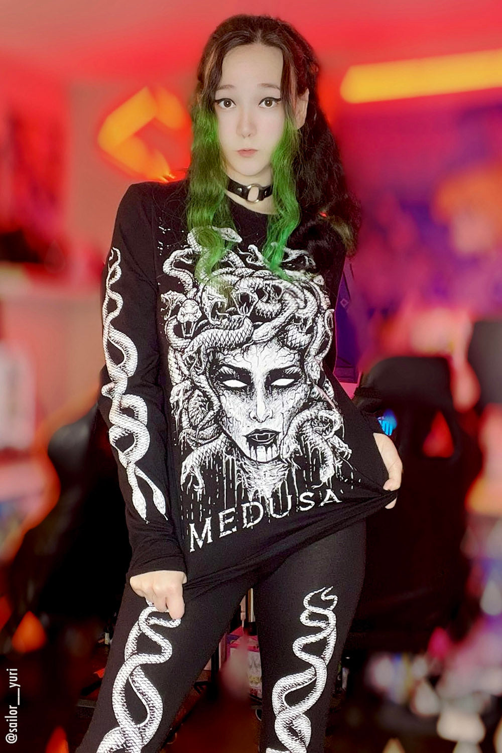 Medusa T-shirt – VampireFreaks