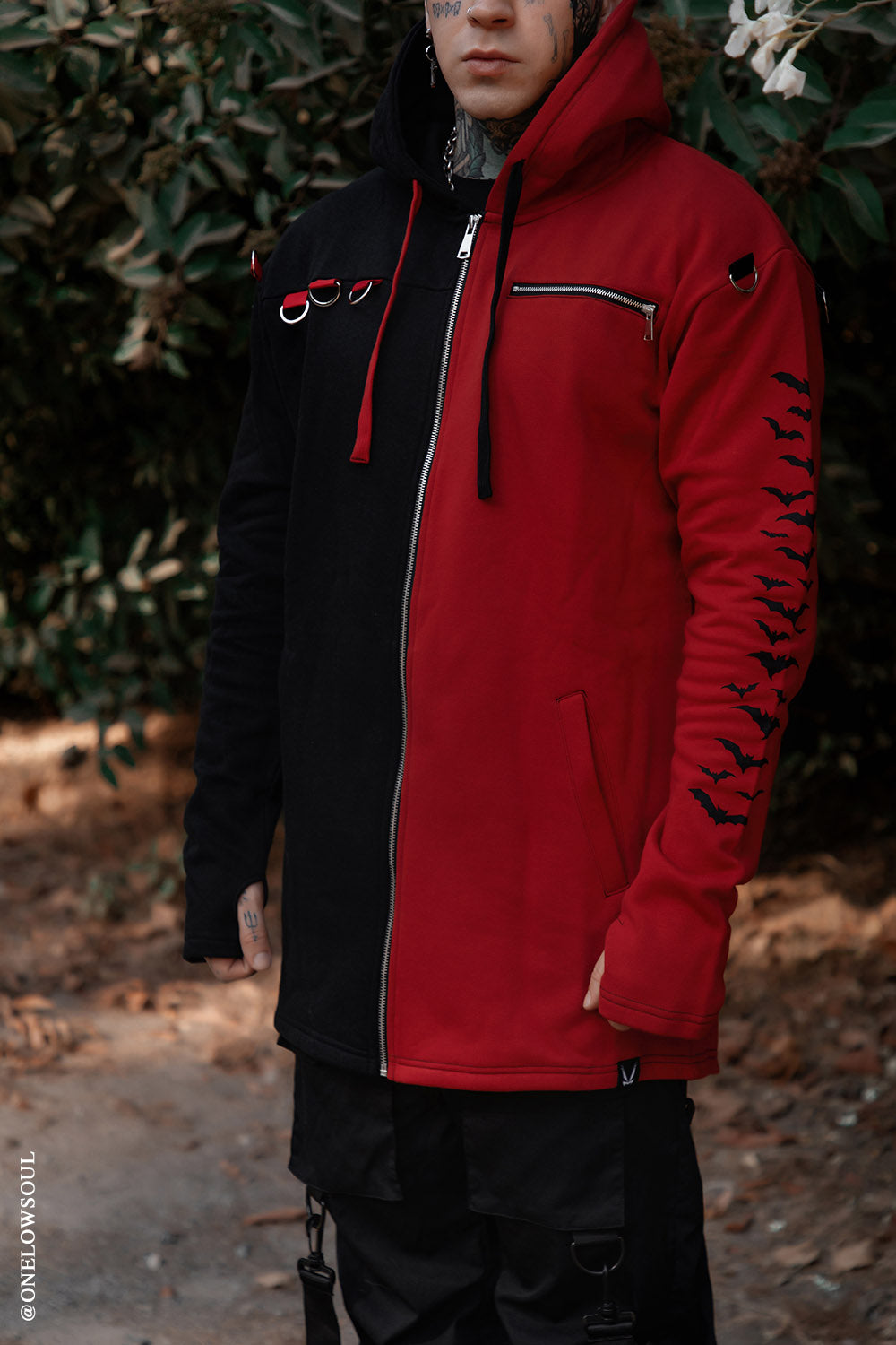 Split Mage Hoodie [Black/Red]