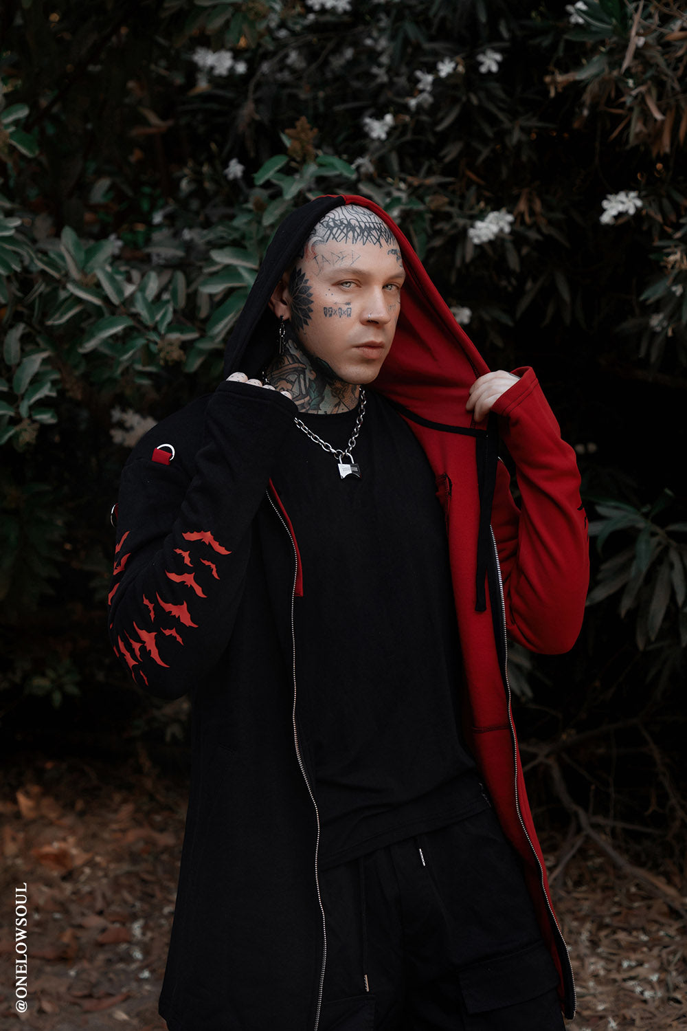 Split Mage Hoodie [Black/Red]