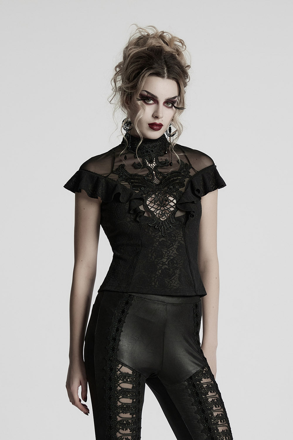 Woman In Ruffled Roses Aurora Ruffled Rose Lace Top – VampireFreaks