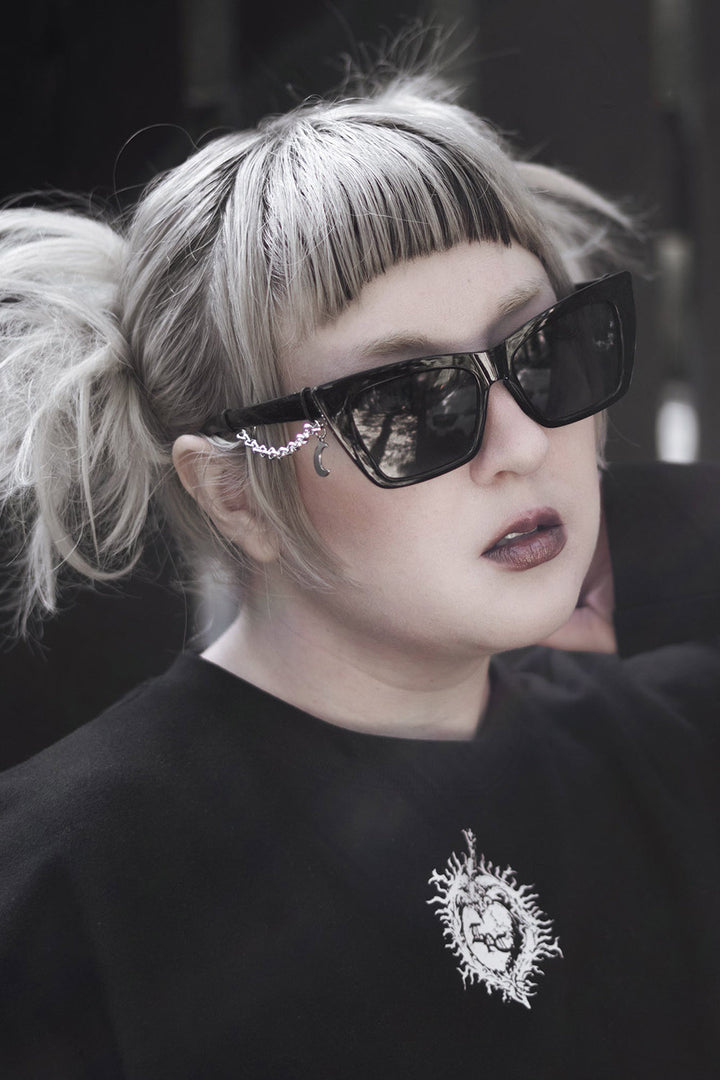 large cat eye sunglasses with moon chain