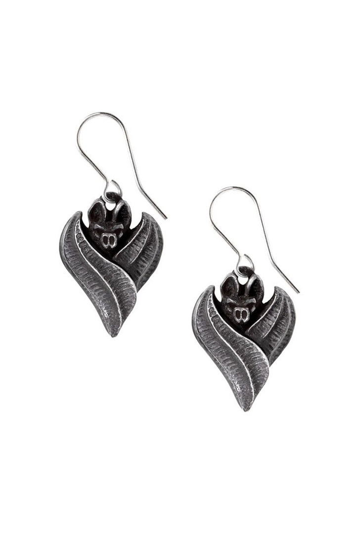 drop down danlge bat earrings 