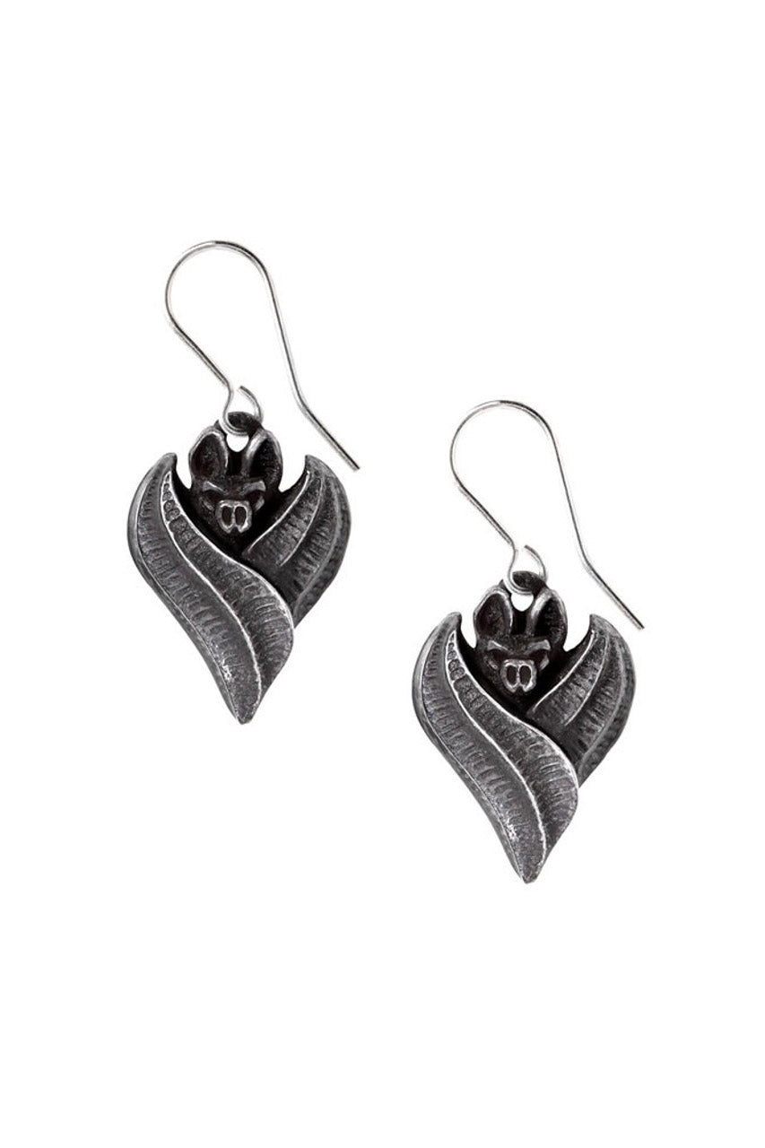 drop down danlge bat earrings 
