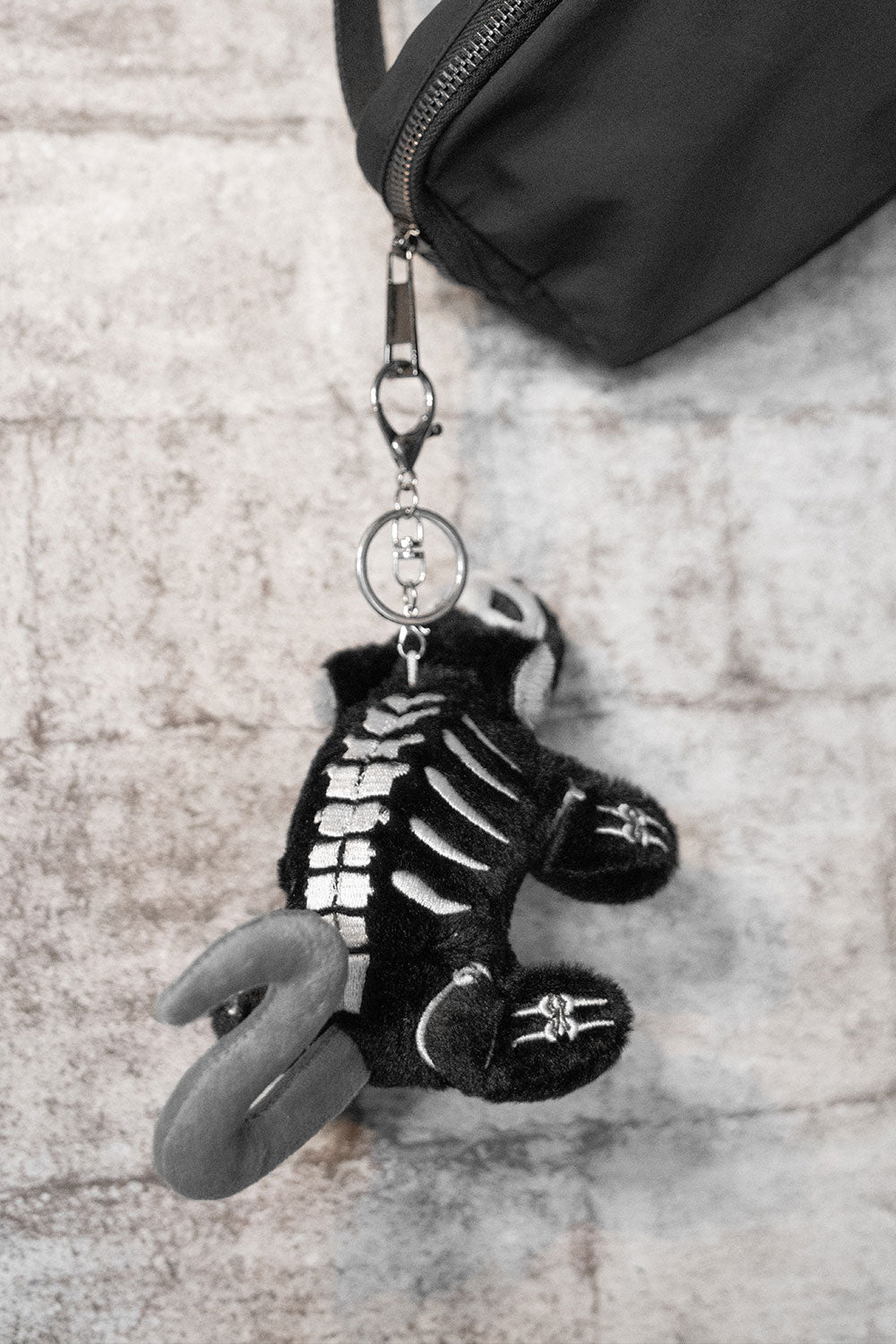 embroidered rat mouse keychain