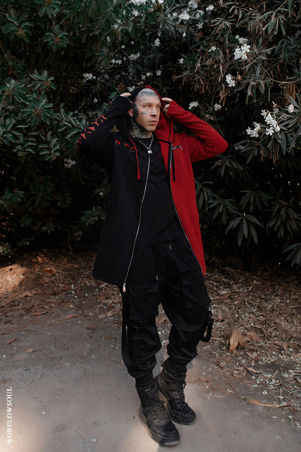 Split Mage Hoodie [Black/Red]