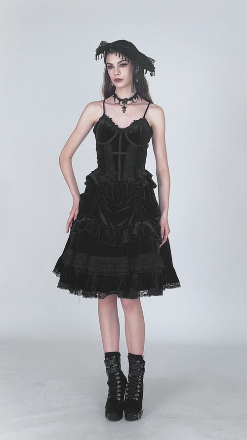 Video of Dark in Love midlength Victorian goth skirt
