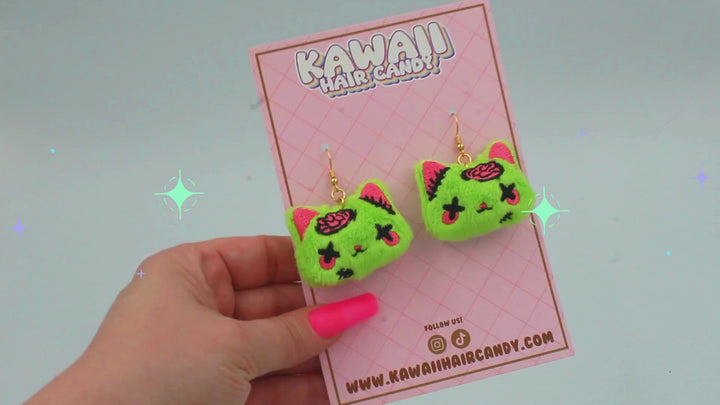 Kawaii Zombie Cat Anime Earrings [Green]