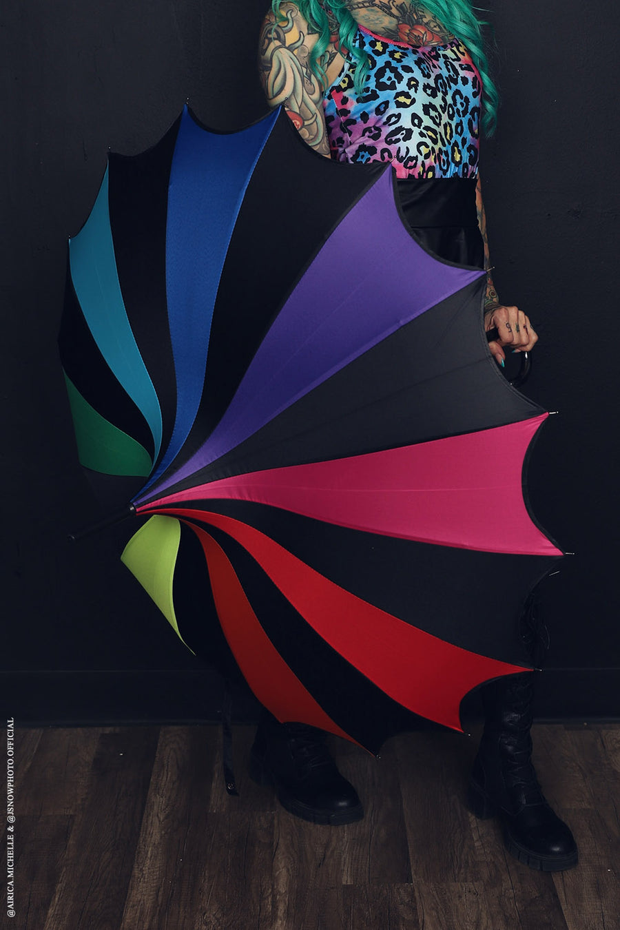 Batwing Pagoda Umbrella [Goth Rainbow]