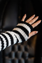 emo e-girl striped gloves