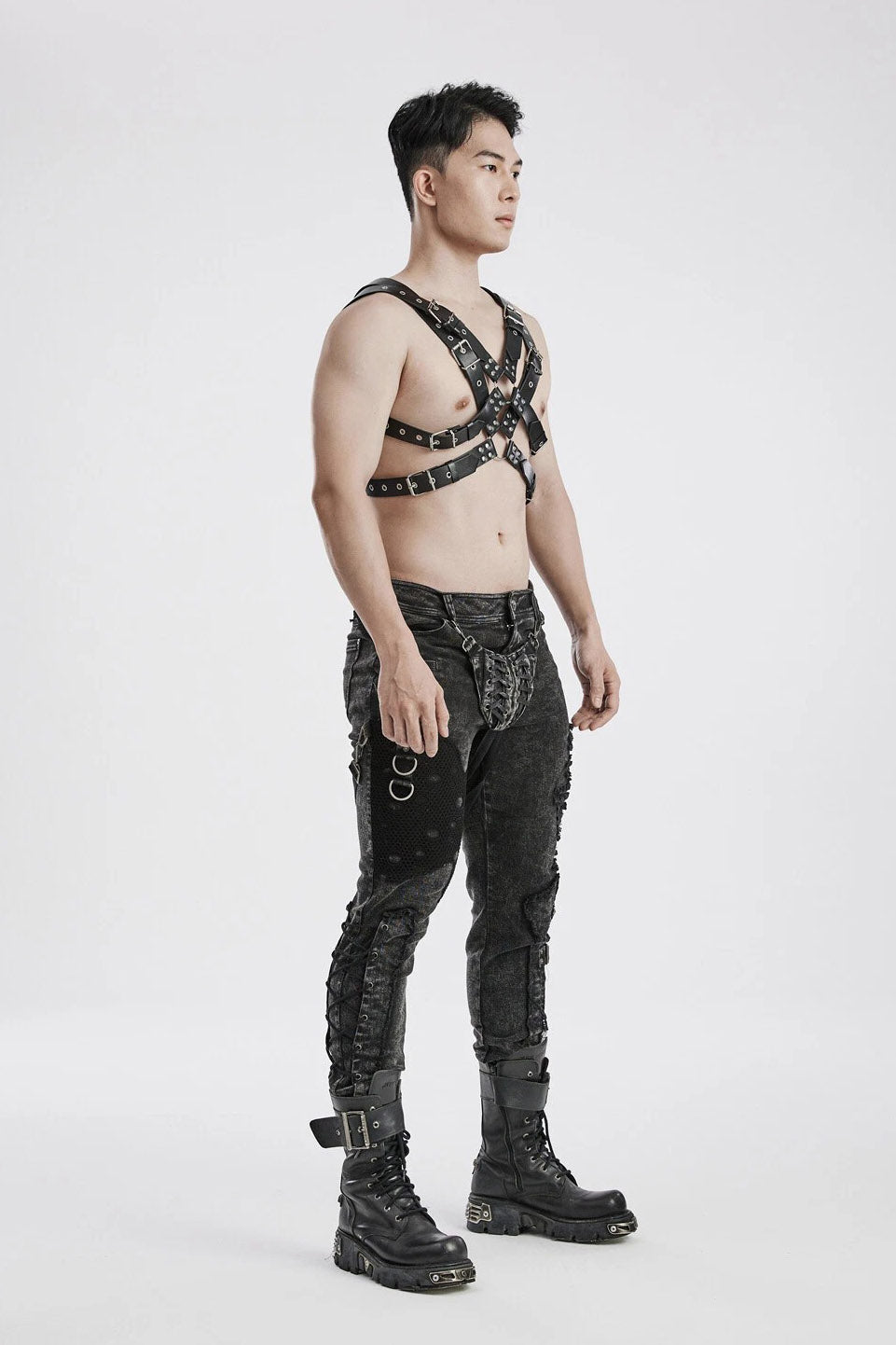 silver hardware and black leather mens o-ring chest harness