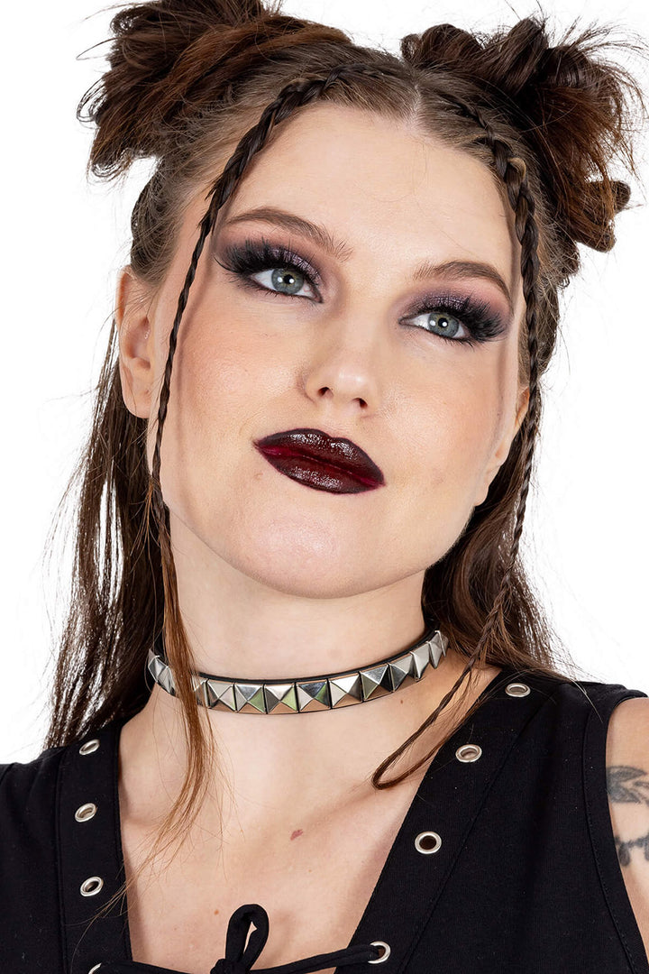 mall goth 90s choker