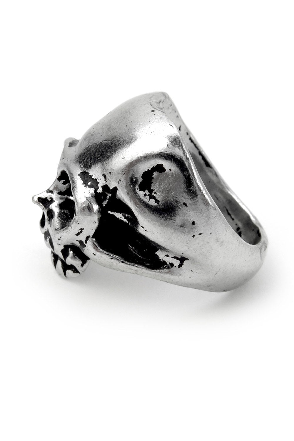 haunting pirate skull dead men's ring by alchemy england 