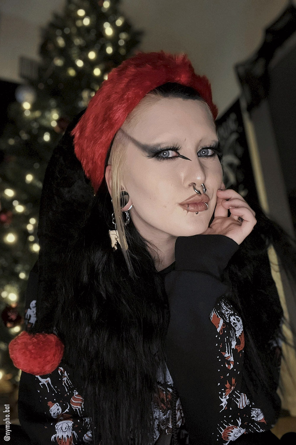 Santa Claws Hat [BLACK/RED]