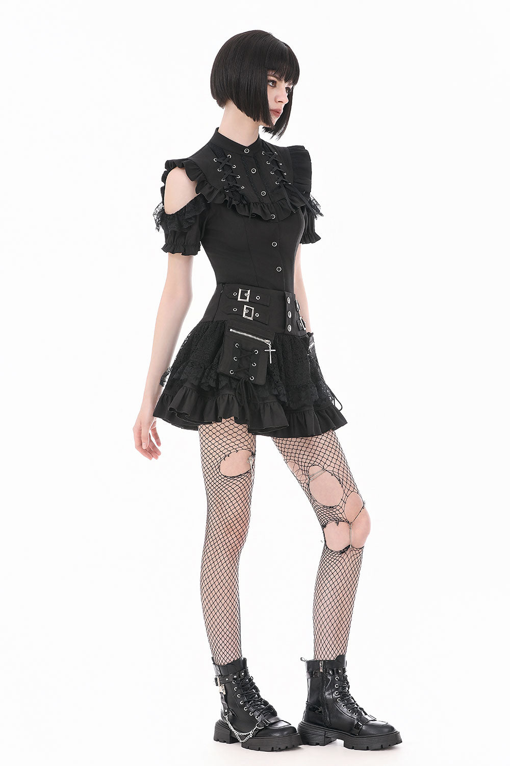 Womens goth fashion mini skirt with pockets and zippers