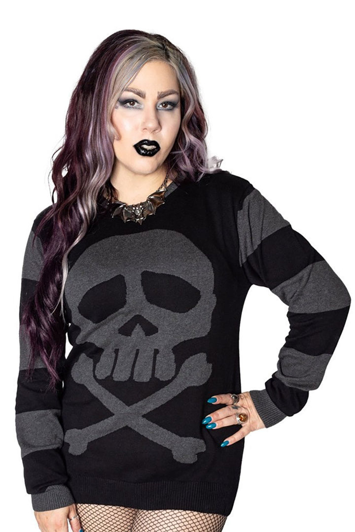 knitted skull and crossbones sweater by kreepsville