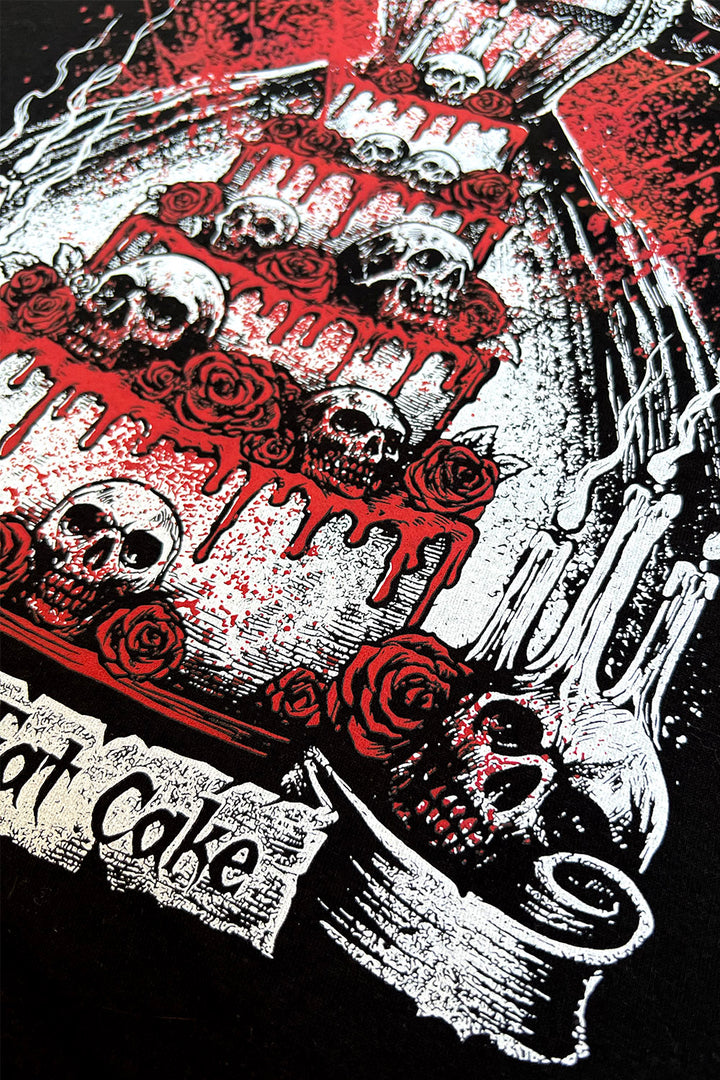 horror skull knife and cake queen of hearts alice in wonderland tshirt