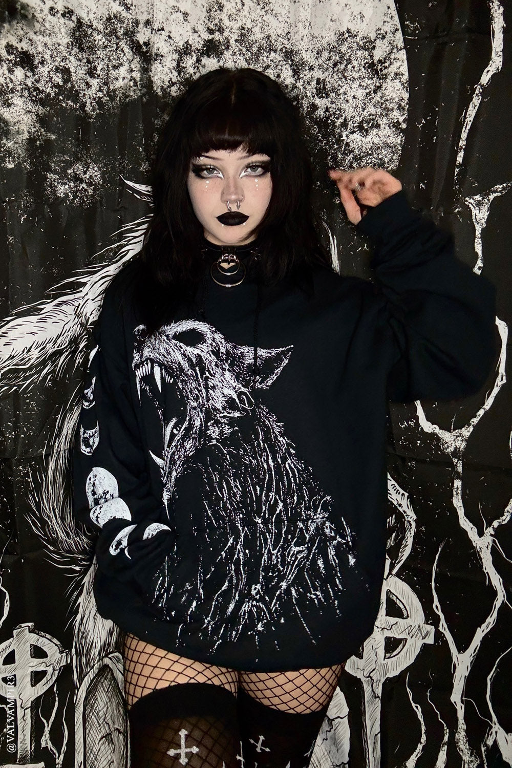 womens werewolf pullover hoodie
