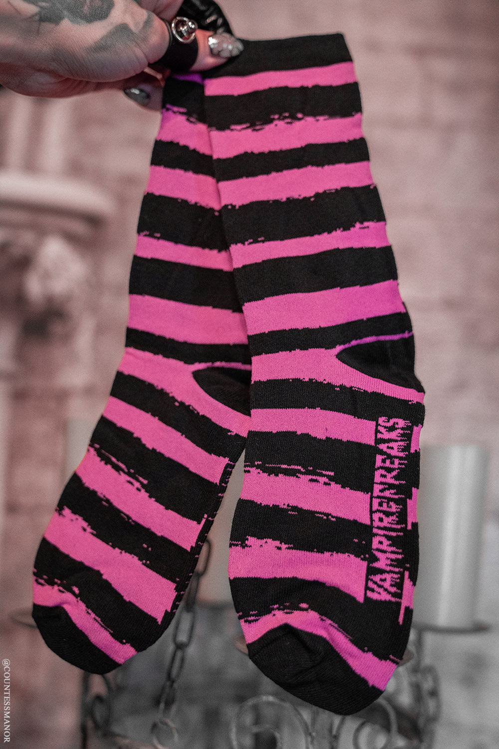 Creepy Crew Socks [Pink/Black Stripes] – VampireFreaks