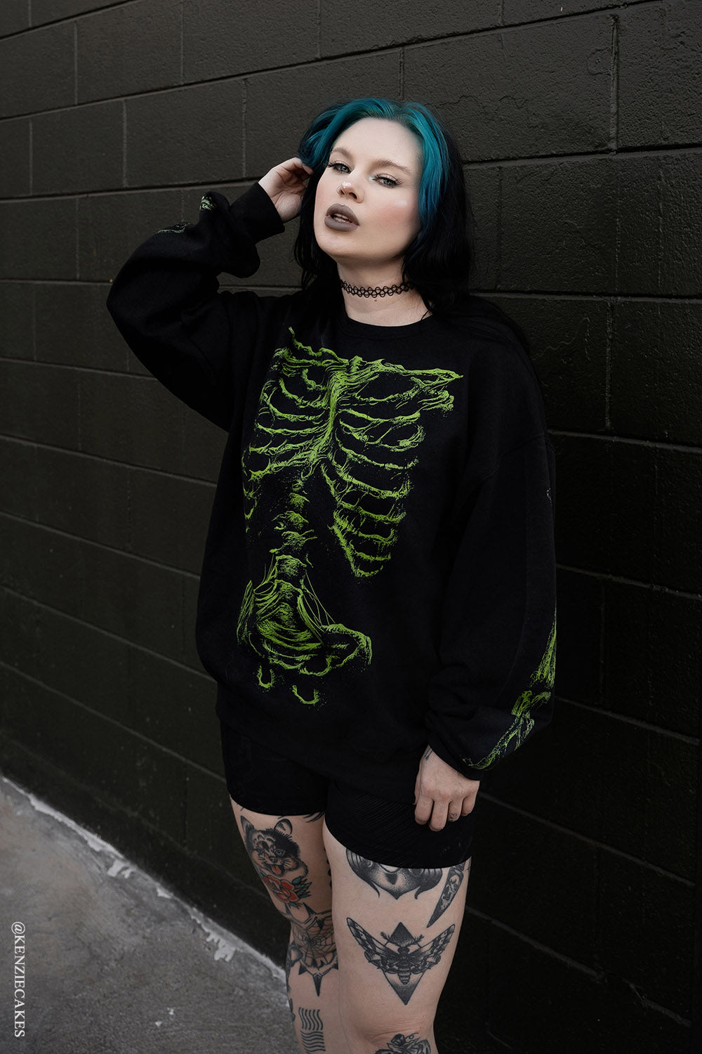 oversized gothic clothes