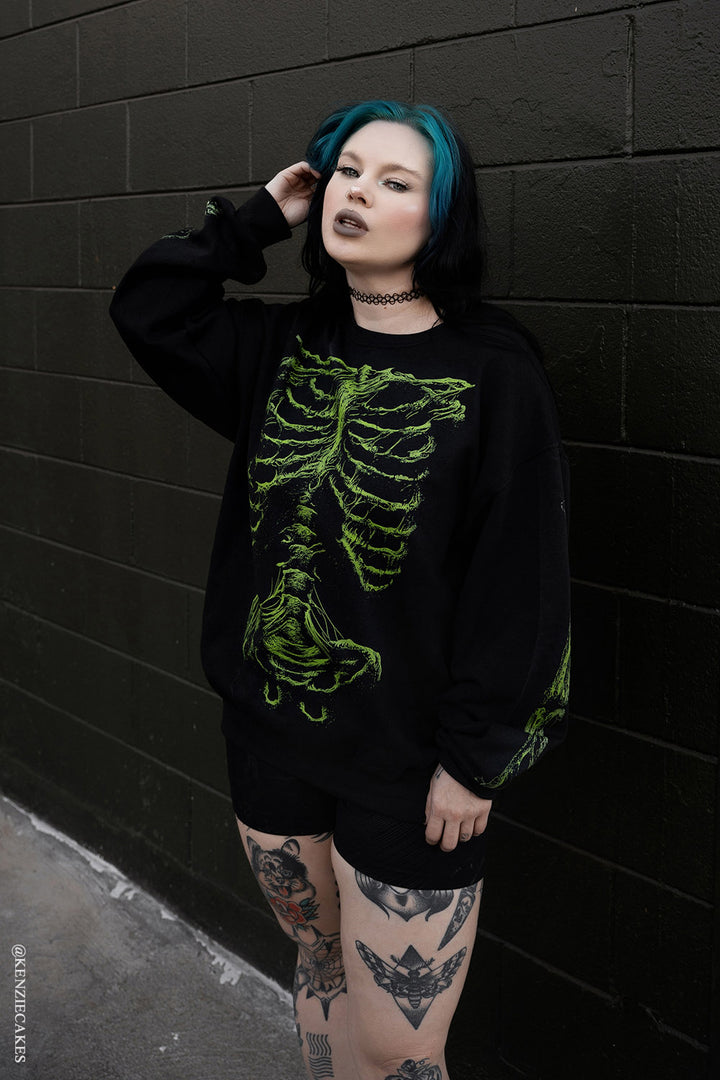 oversized gothic clothes