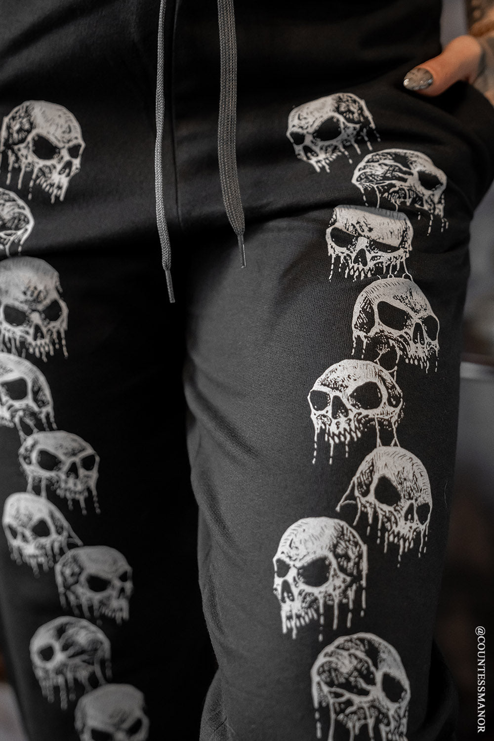 goth skull pajamas