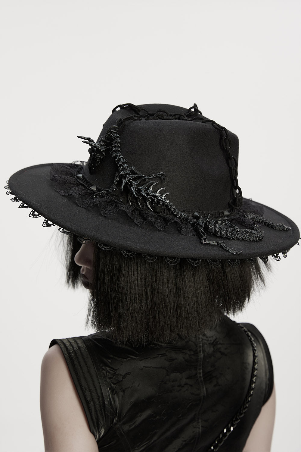 ruffled brim gothic hat