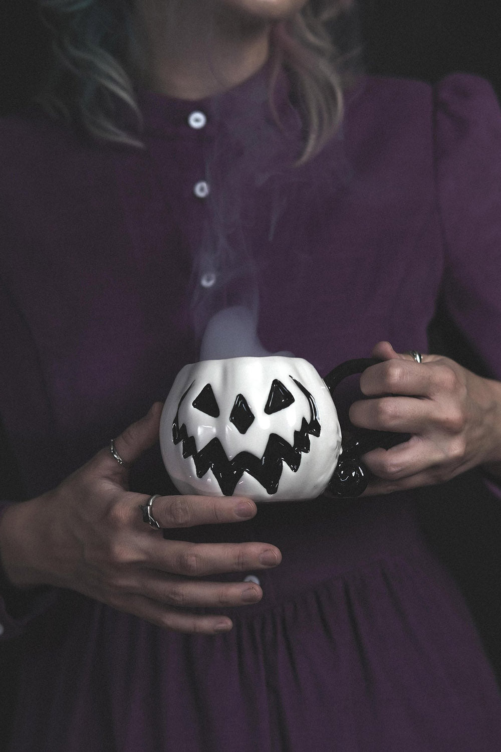 White Pumpkin Haunted Hallows Mug [WHITE]