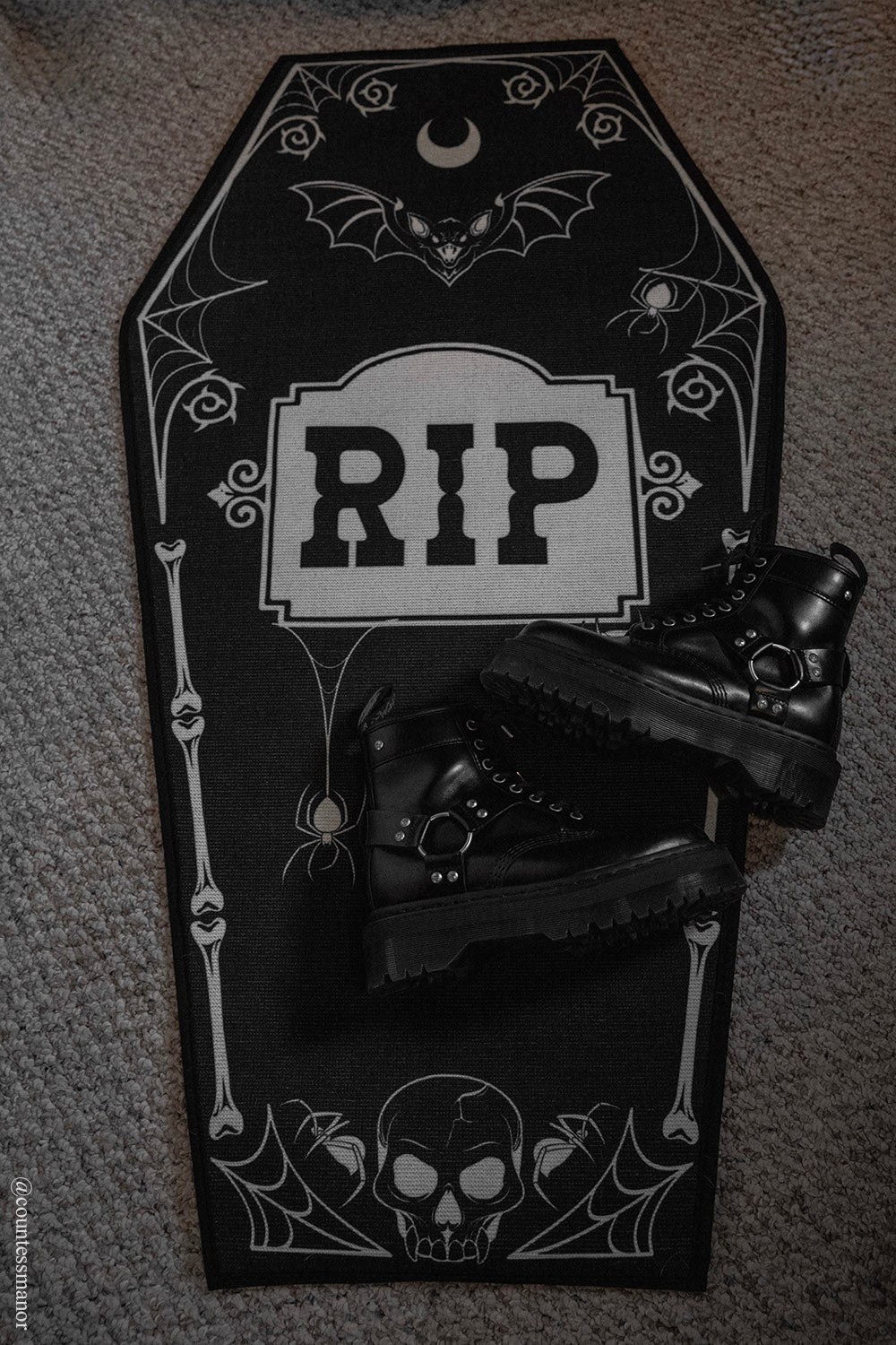 Vampire Fangs Rug RIP Coffin Rug – VampireFreaks
