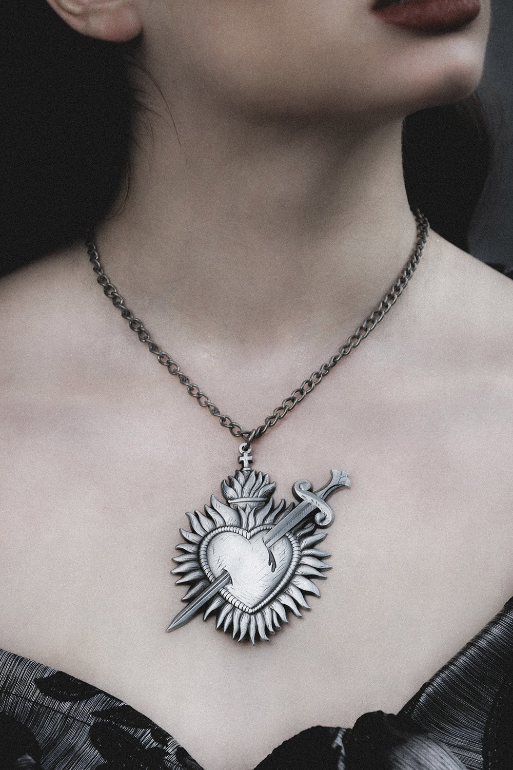 gothic heart sword necklace