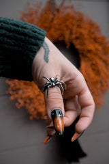 nature goth silver spider ring