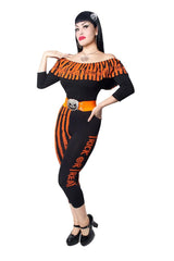 Leggings capri de rayas con mensaje "Trick or Treat"