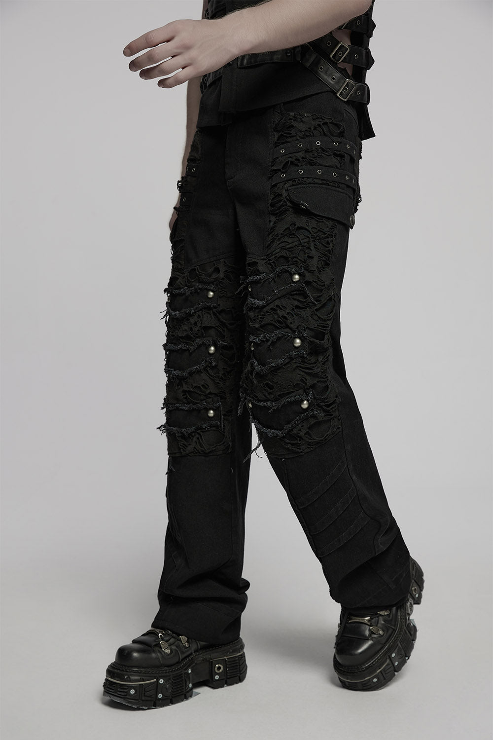 baggy cargo goth pants