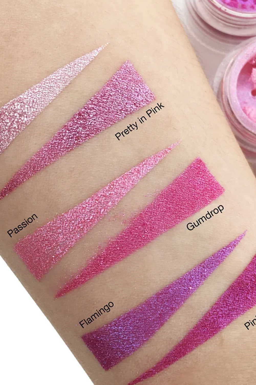 Shimmery pink loose shadow swatch