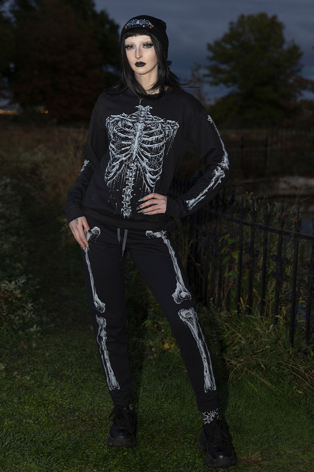Vampire Freaks Dead Inside skeleton joggers for goth punk emo fashion lovers with creepy skeleton graphics and dark alternative streetwear style
