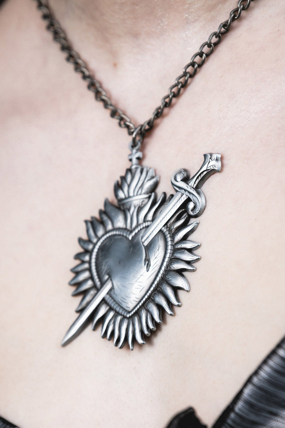 steel gothic heart knife necklace