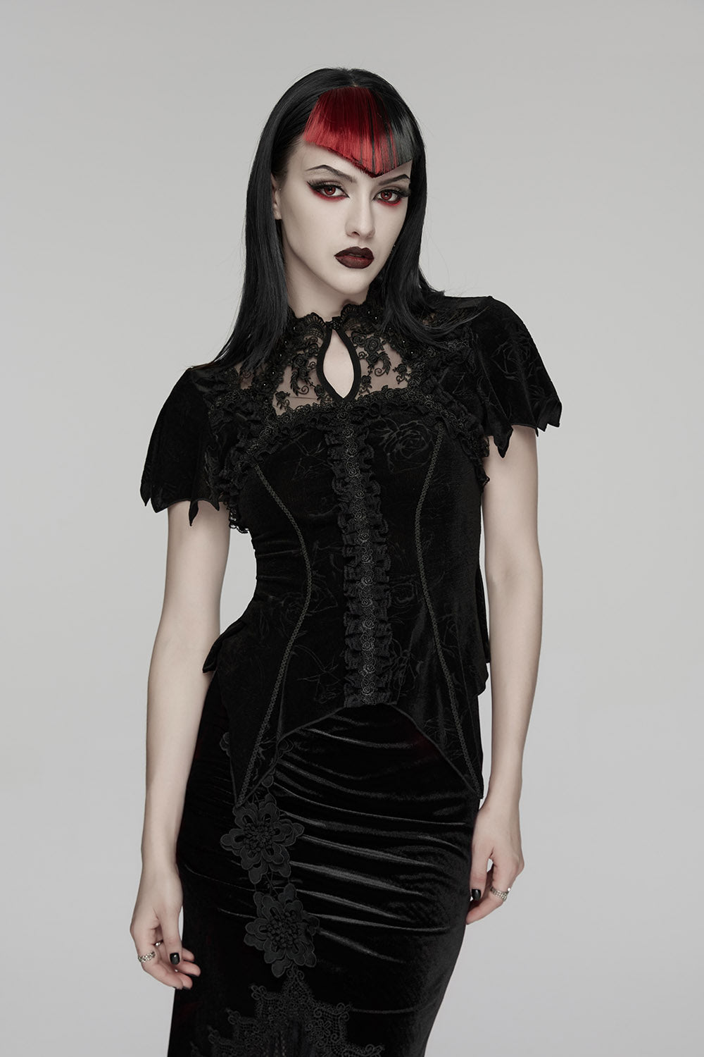 victorian chest keyhole cutout top