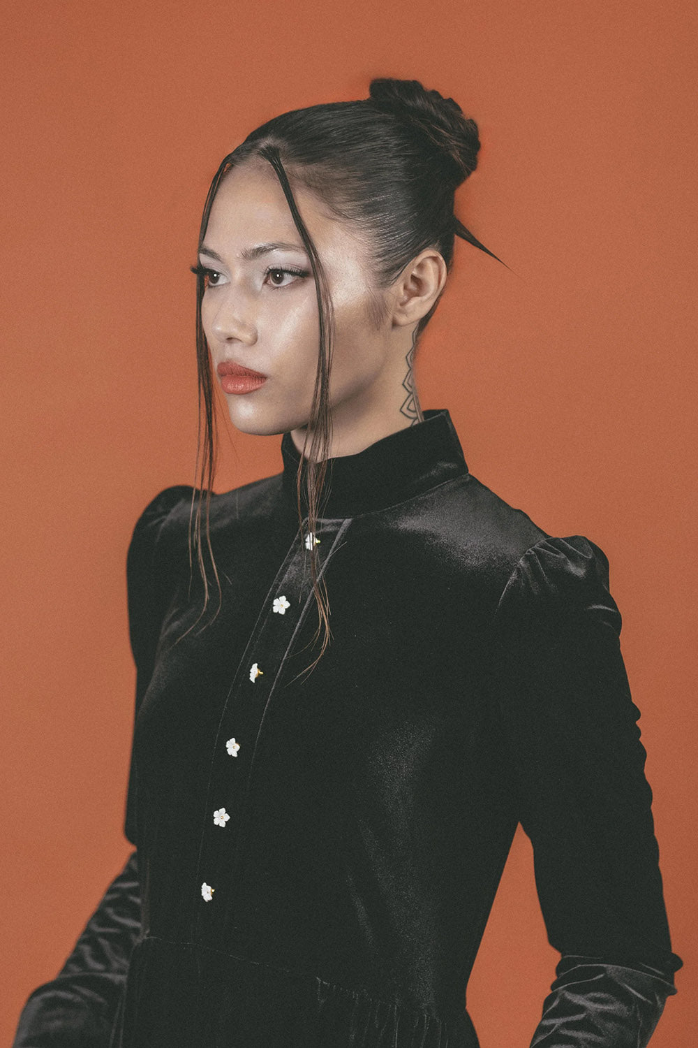 womens sexy black velvet dress