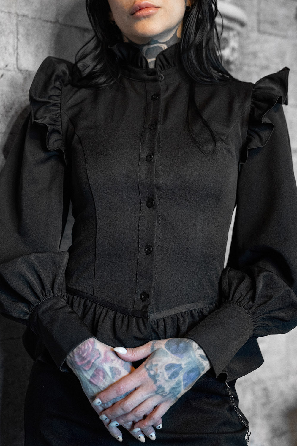 womens ruffled puff sleeve top