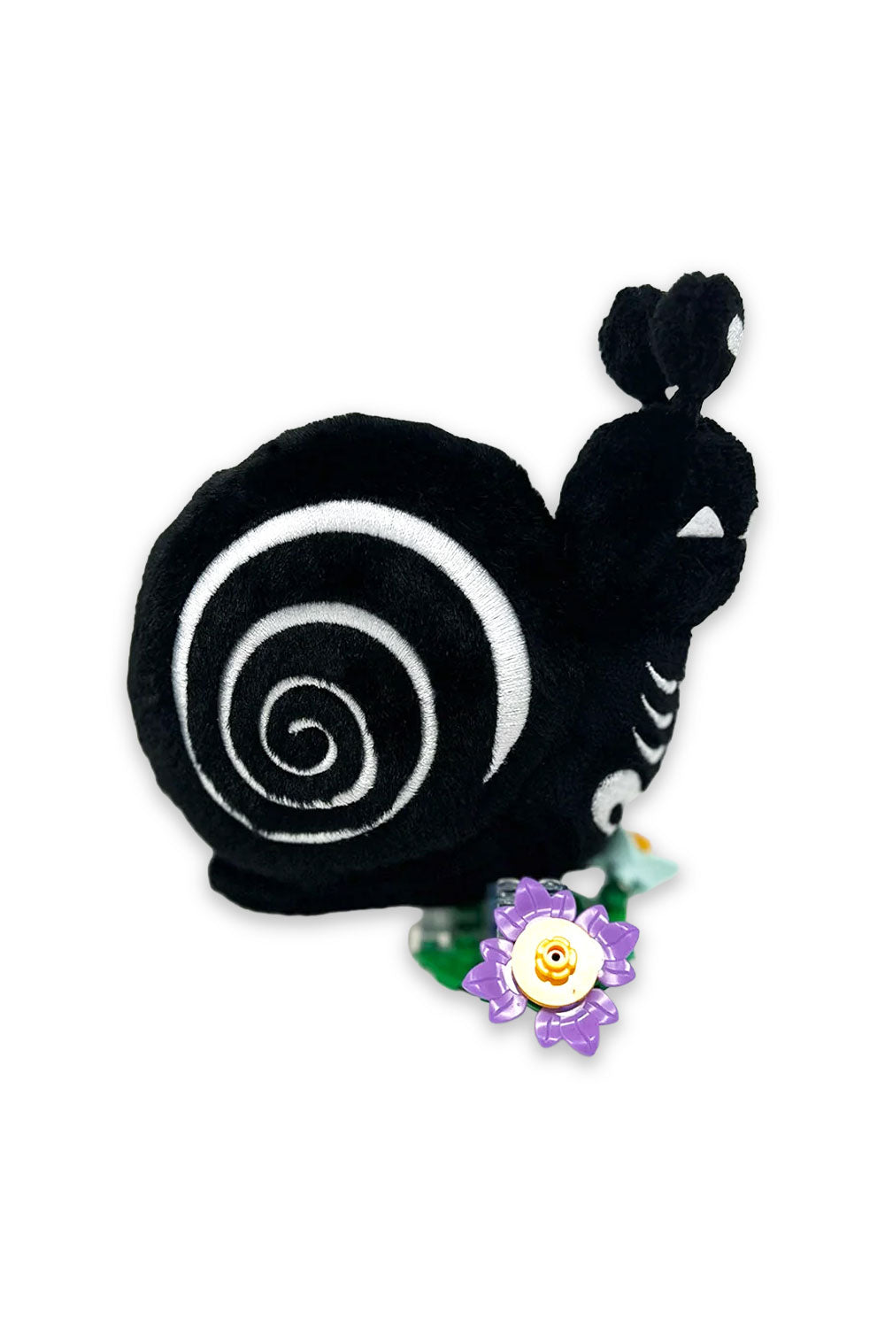 cute creepy embroidered snail keychain