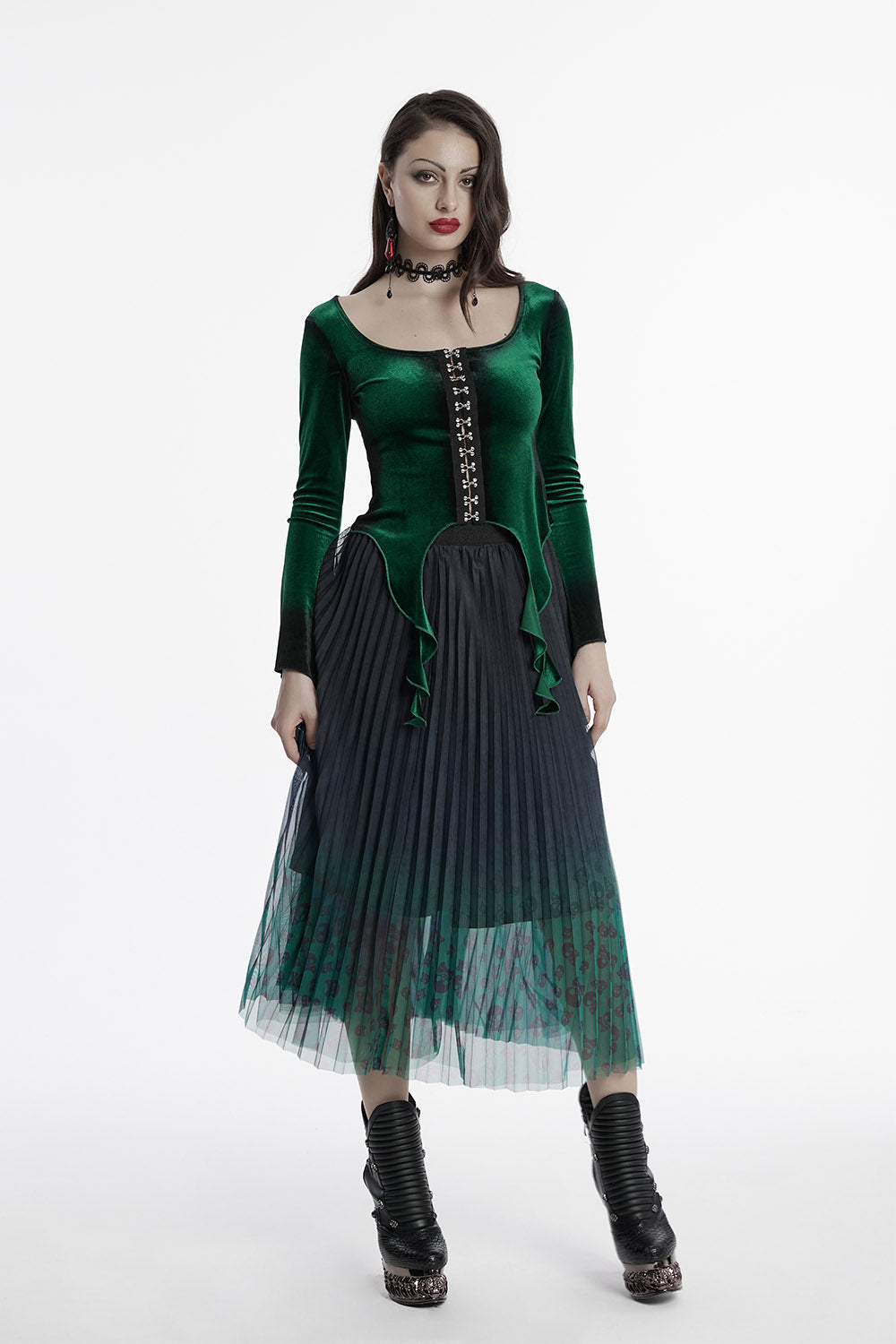 Emerald Throne Velvet Flared Sleeve Top [Green]