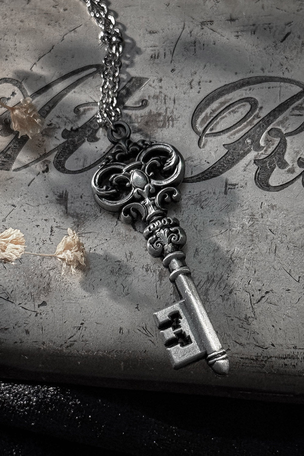 silver ornate steampunk gothic key necklace
