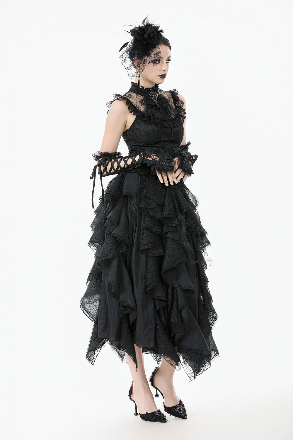layered full skirt 