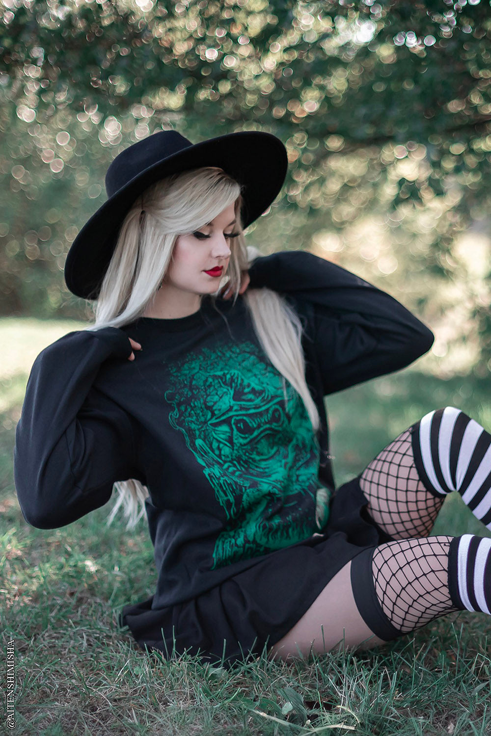 womens witchy clothing