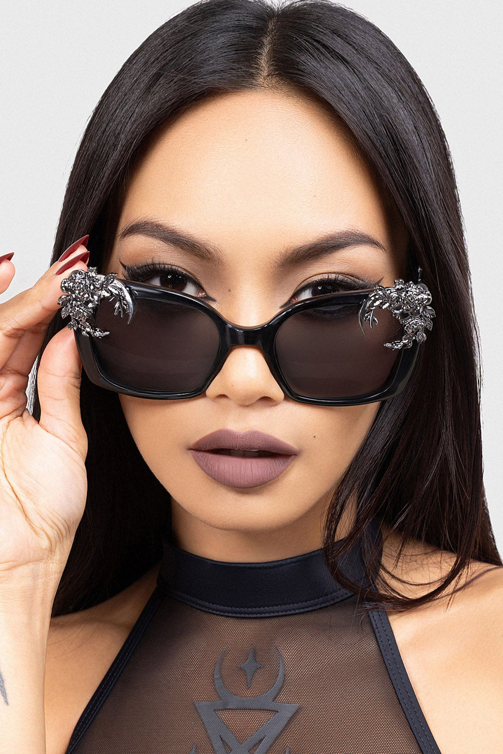 Cursed Cove Sunglasses – VampireFreaks