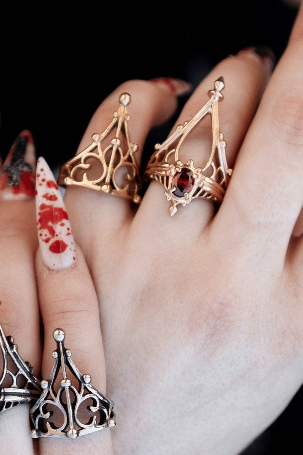 lively ghosts rings