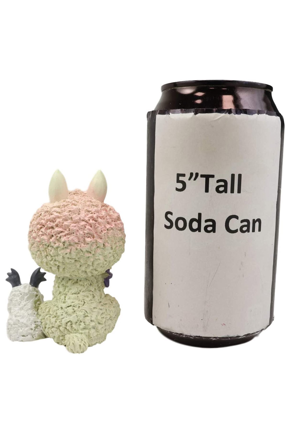 Paco die Alpaka-Statue