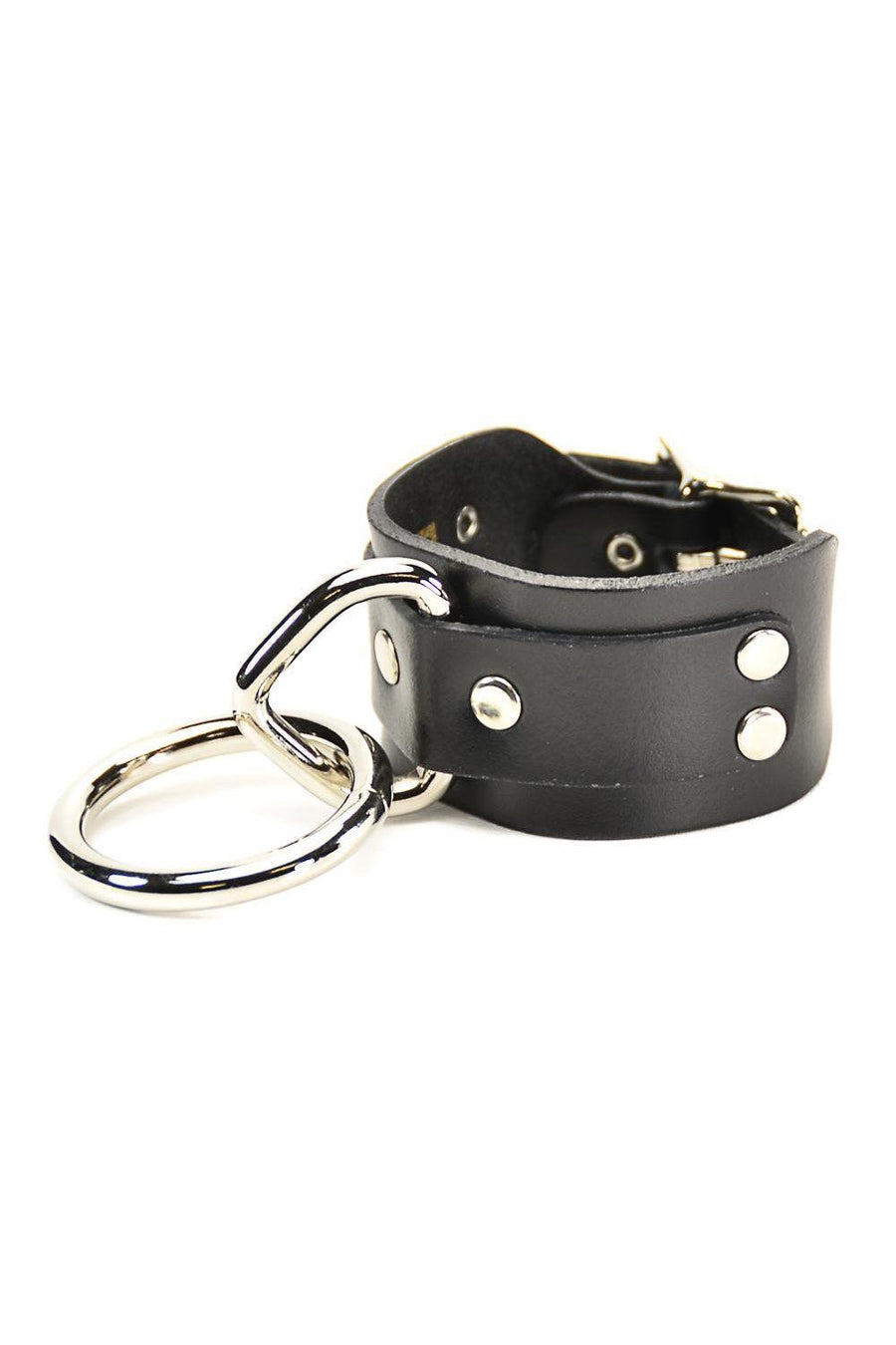 Funk Plus Bondage Ring Bracelet w/ Buckle [Black Leather] - VampireFreaks